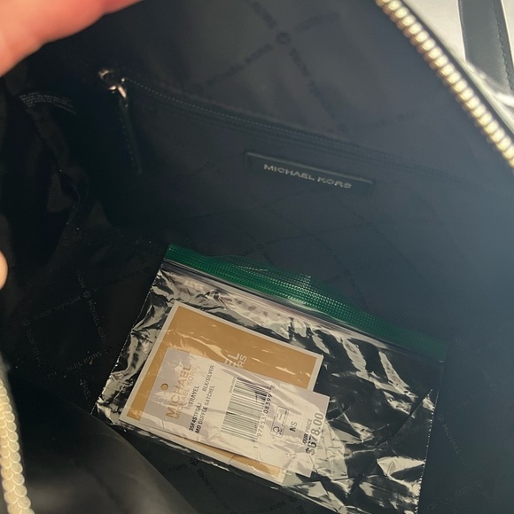 MICHAEL KORS Logo Metallic Jet Travel 3 pieces Wristlet, Duffel & Satchel Bag - Picture 10 of 10